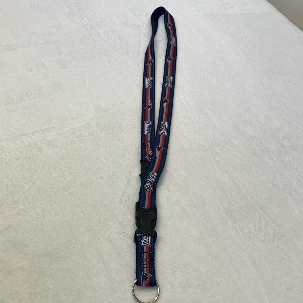 NFL New England Patriots Lanyard - Picture 3 of 4